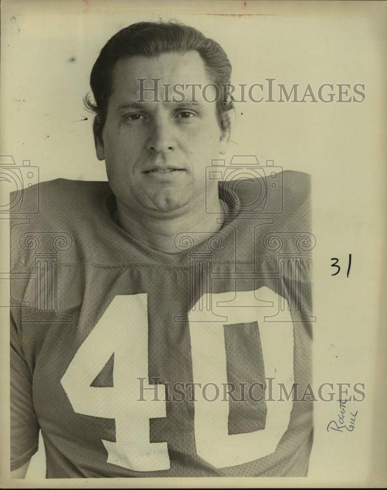 Press Photo Footbal tight end/running back Roger Gill - sas16348 - Historic Images