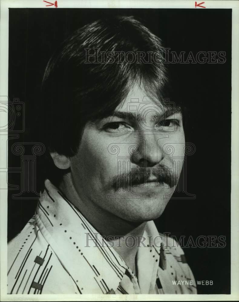 Press Photo Bowler Wayne Webb - sas16352 - Historic Images