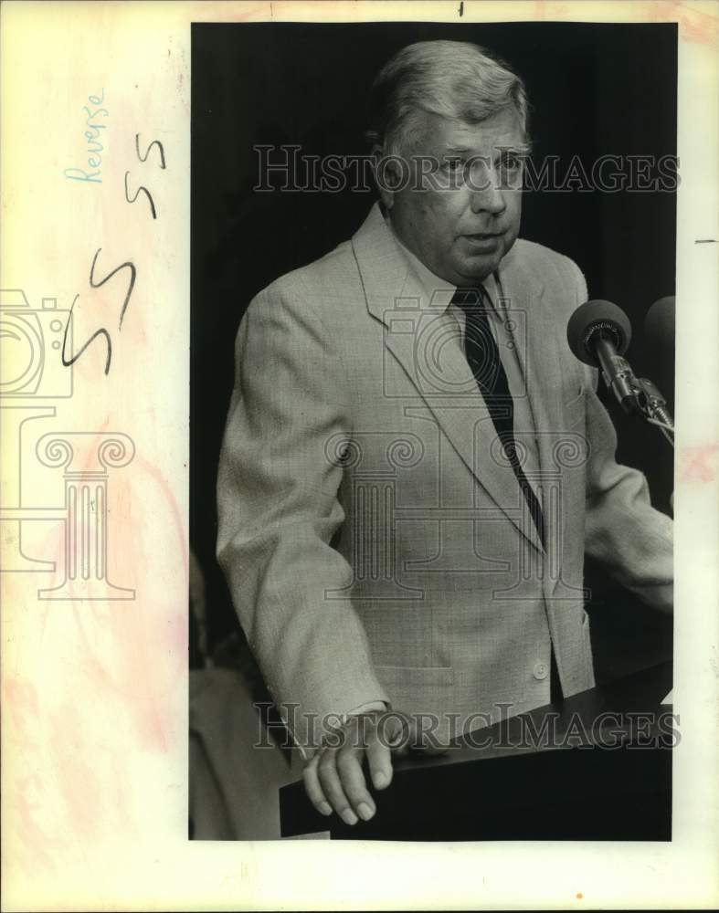 1986 Press Photo New Texas-San Antonio athletic director Jim Skaines - sas16523 - Historic Images