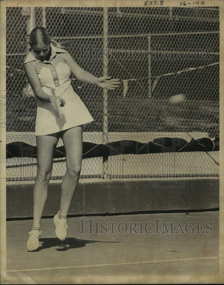 Press Photo Tennis player Stephanie Tolleson - sas16779 - Historic Images