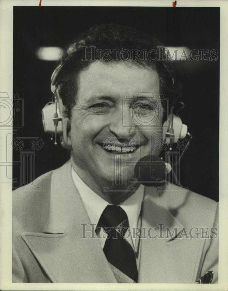 1987 Press Photo Basketball commentator AL McGuire - sas16864 - Historic Images
