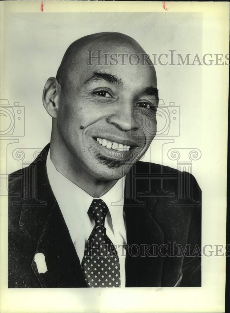 1985 Press Photo Harlem Globetrotters basketball player Curly Neal - sas16871 - Historic Images