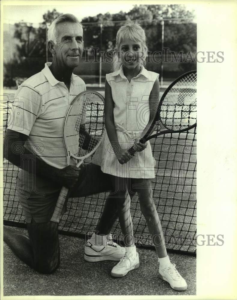 1986 Press Photo Sonterra tennis pro Russell Seymour with Ashley Biechlin - Historic Images