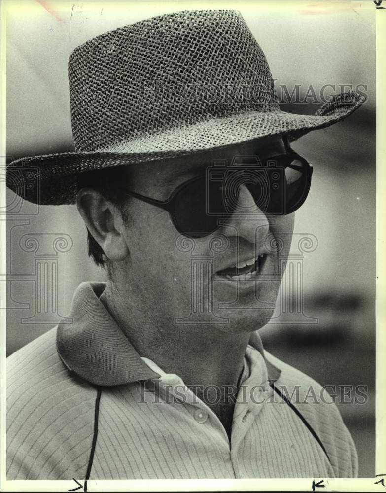 1988 Press Photo John Jay High girls track coach George Ross - sas17033 - Historic Images