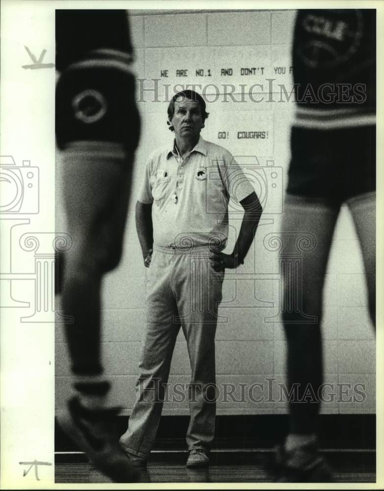 1989 Press Photo Cole High basketball coach Dave Madura - sas17042 - Historic Images