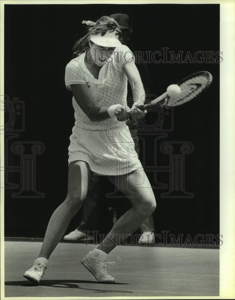 1986 Press Photo Gretchen Rush of Trinity plays NCAA Tennis in Austin - Historic Images