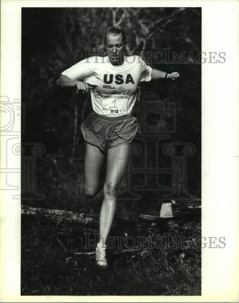 1993 Press Photo American Modern Pentathlon competitor Terry Lewis - sas17170 - Historic Images