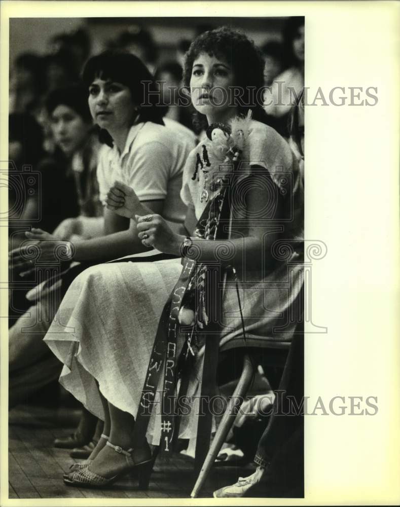 1984 Press Photo McCollum High basketball coach Joy Scharf - sas17202 - Historic Images