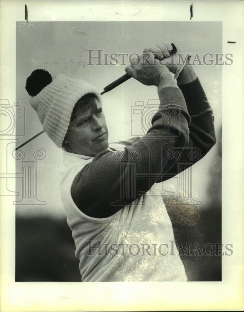 1986 Press Photo Golfer Mike Hill at Woodlake Country Club - sas17213 - Historic Images