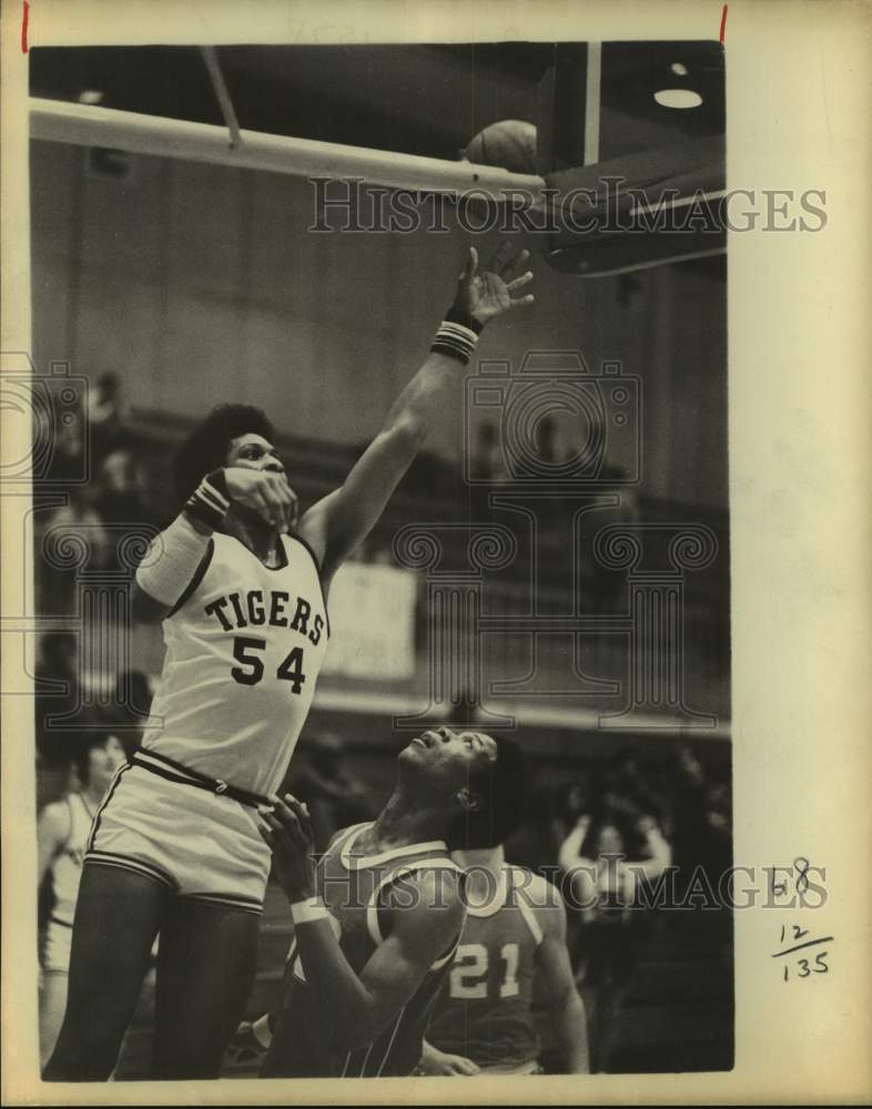 1978 Press Photo Tigers basketball player Danny Ivey - sas17225 - Historic Images