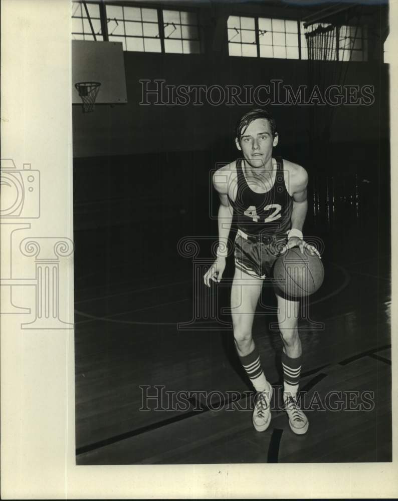 Press Photo Houston basketball player Harold Koehler - sas17383- Historic Images