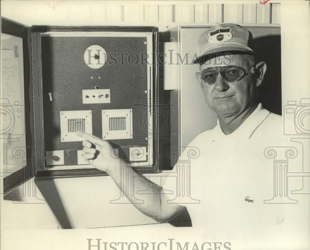 Press Photo Golf pro Roy Schneider - sas17831- Historic Images