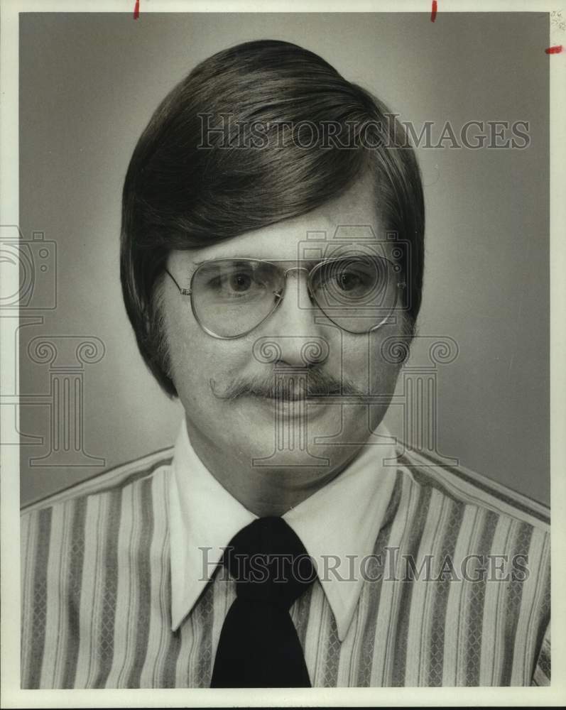 1975 Press Photo Thomas "Mickey" Dailey, Westinghouse Credit Corporation - Historic Images