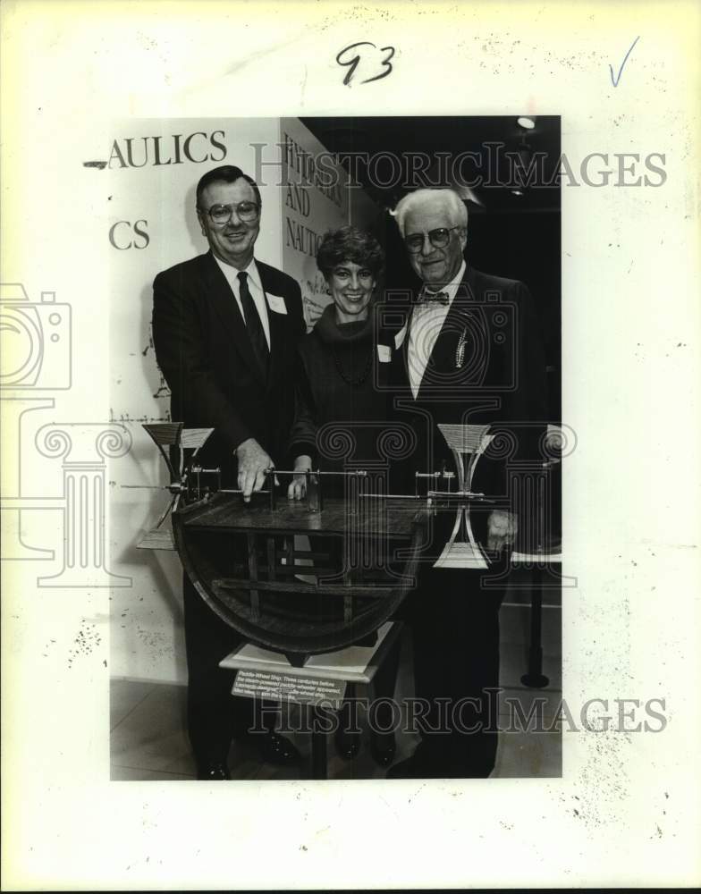 1987 Press Photo Witte Museum VIP preview reception attendees - sas18813 - Historic Images