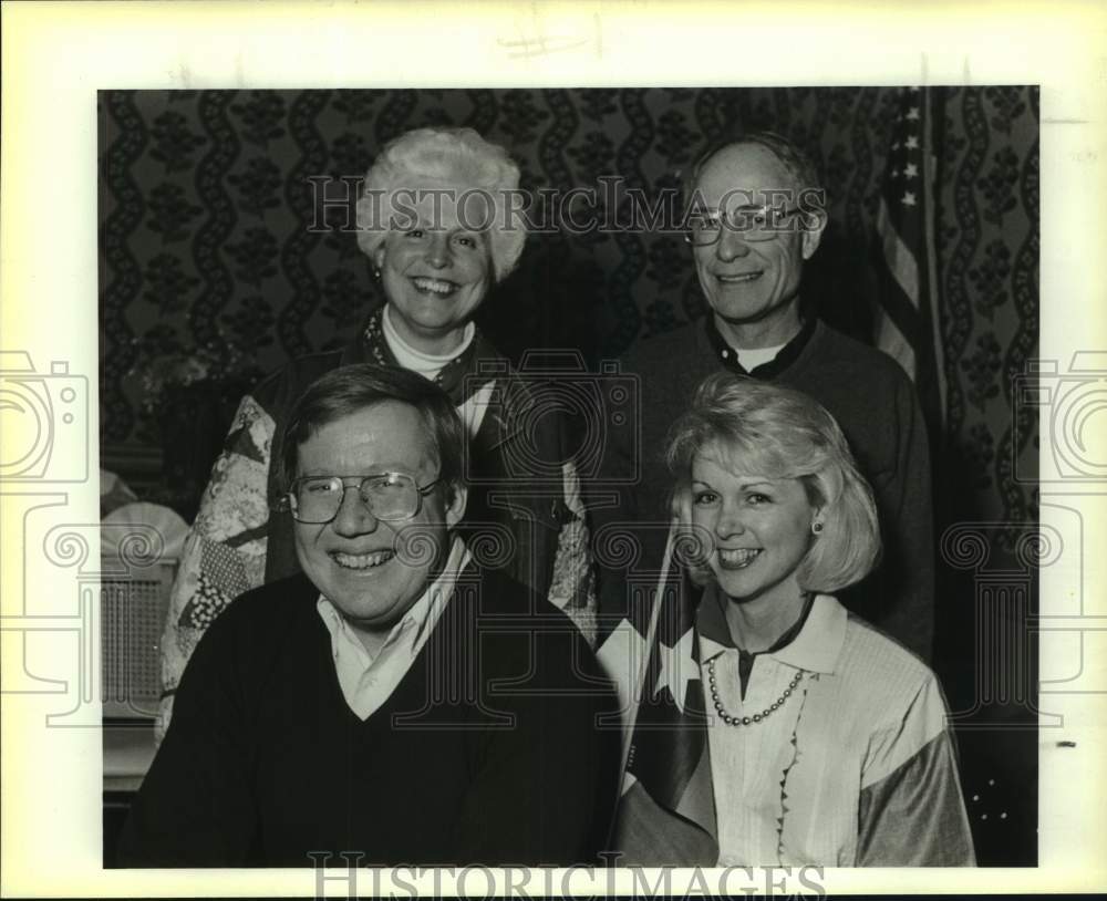 1988 Press Photo Bartlett Cocke Jr. & Others, Junior League Dance - sas18916 - Historic Images