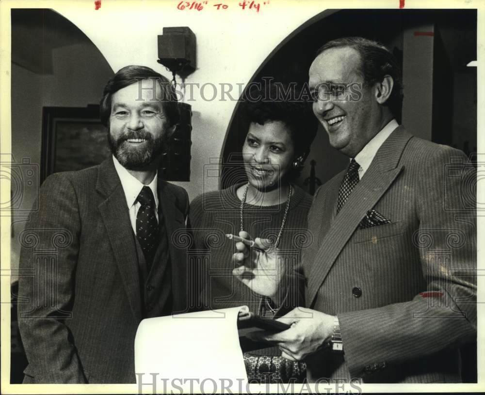1984 Press Photo Paul Anderson, Cynthia Warrick & Dr. Leo Cuello - sas19011- Historic Images