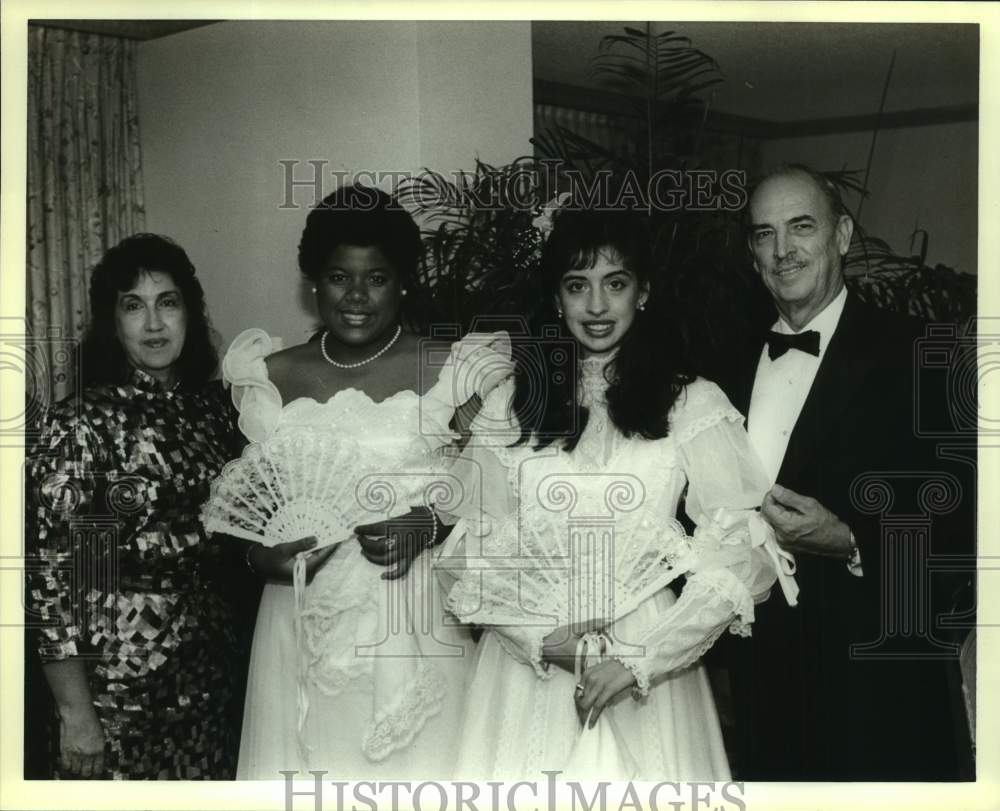 1989 Press Photo Club Damas de Puerto Rico Debutante Gala Attendees, San Antonio - Historic Images