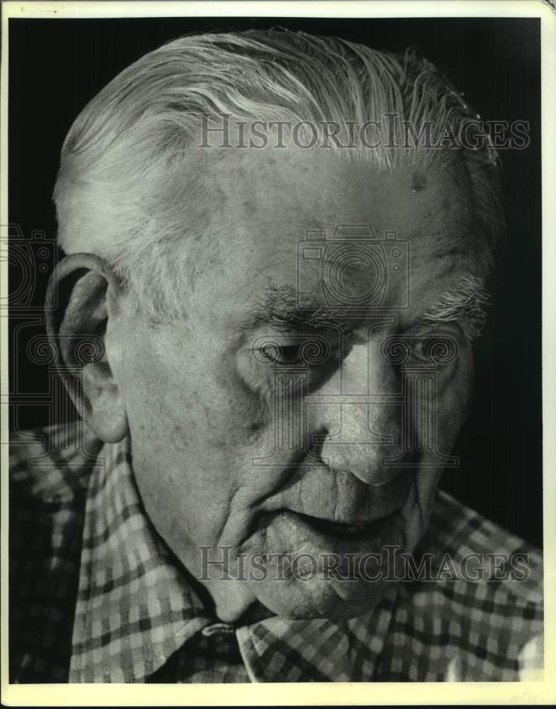 1987 Press Photo Former Chicago Bears Football Player Roy White - sas19843 - Historic Images