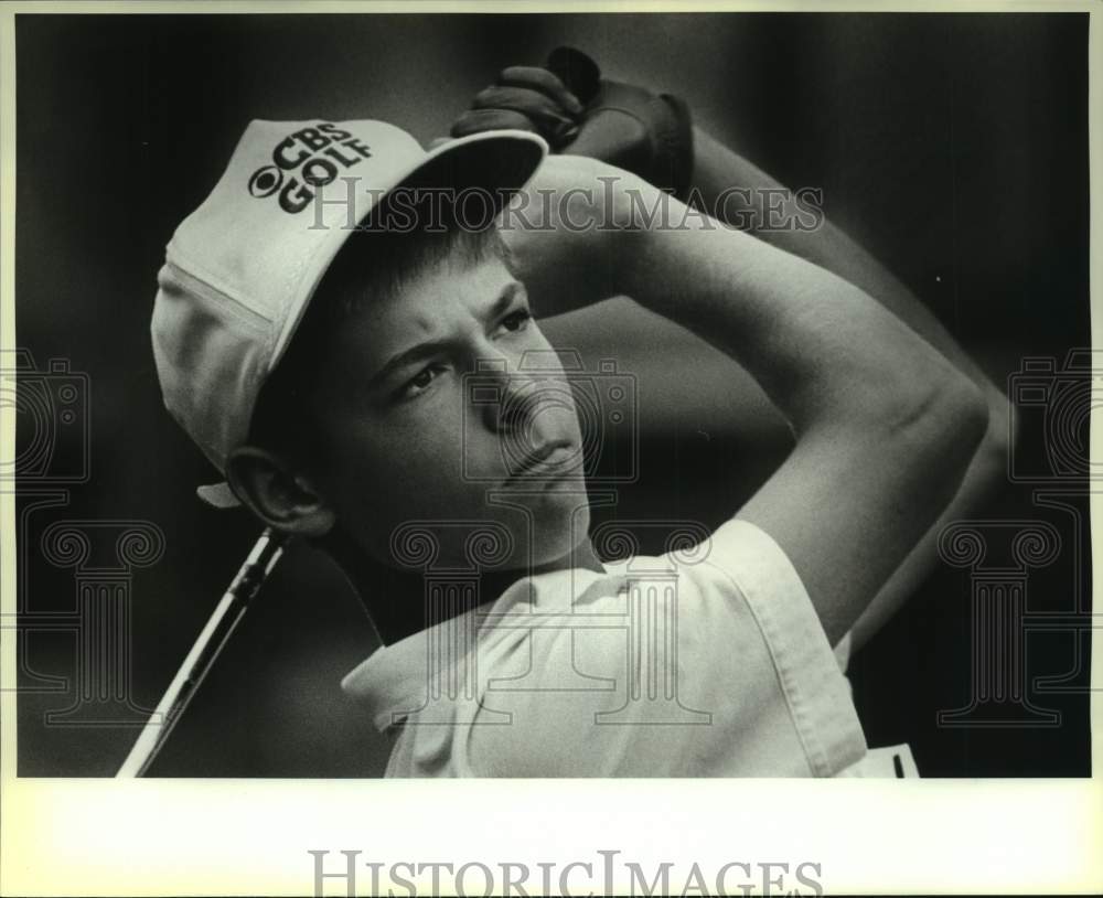 1986 Press Photo Golfer Ron Whittaker Takes a Swing During Texas Games- Historic Images