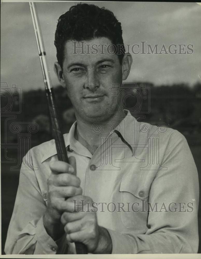 1950 Golfer Cary Middlecoff Poses With Club-Historic Images