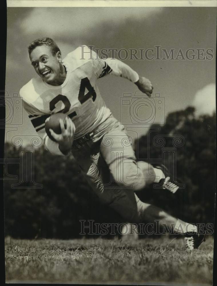 Press Photo Football Player Gene Shannon Runs Ball - sas21870 - Historic Images