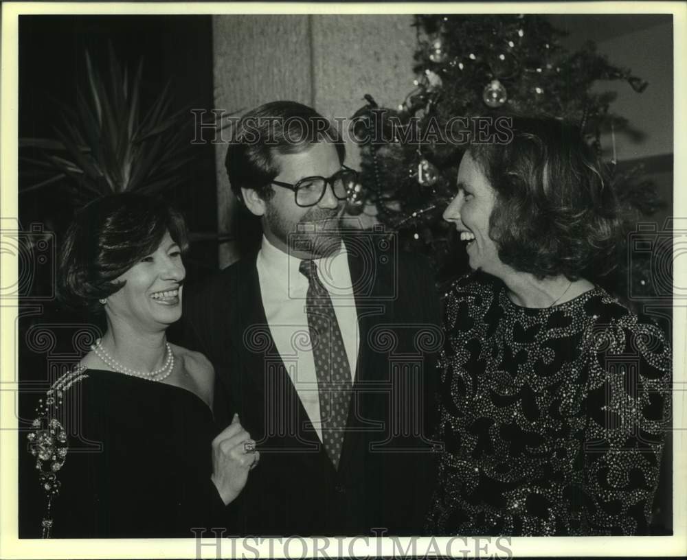 1989 Press Photo St. Mary's Law Alumni Banquet Attendees at Hyatt Regency Hotel- Historic Images