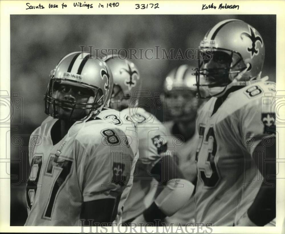 1990 Press Photo New Orleans Saints Football Player Lonzell Hill &amp; Other Players - Historic Images