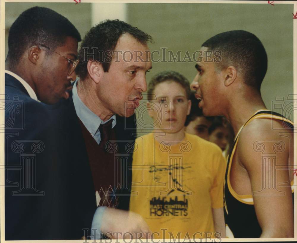1988 Press Photo East Central High School Basketball Coaches &amp; Players- Historic Images