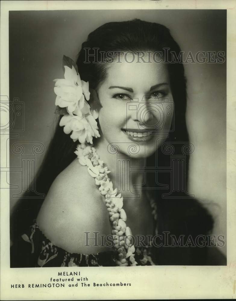 1966 Press Photo Entertainer Melani - Historic Images