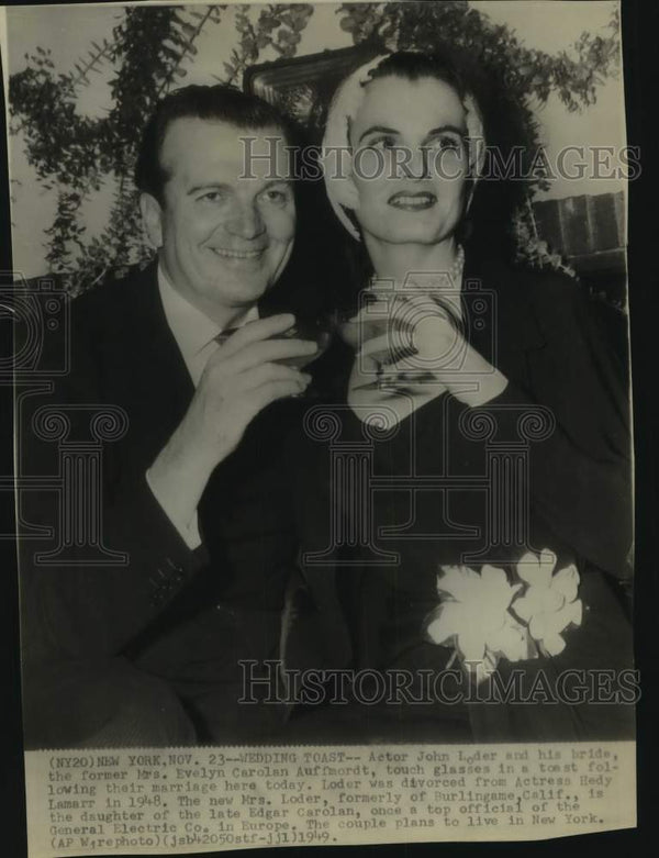 1949 Actor John Loder and wife, former Mrs. Evelyn Carolan Auffmordt ...