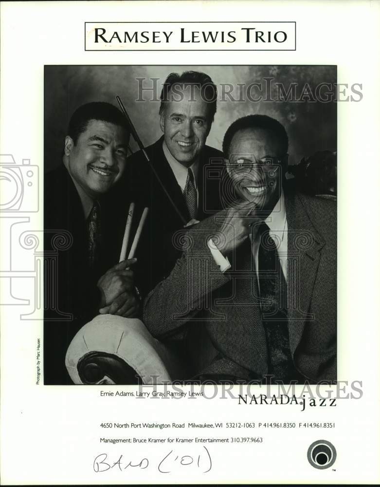 2001 Press Photo Ramsey Lewis Trio, Musicians Ernie Adams, Larry Gray, Band - Historic Images