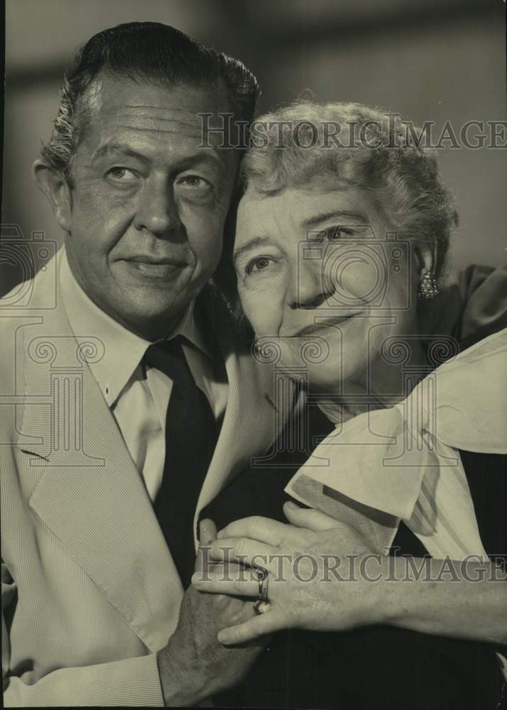 Press Photo Forrest Lewis and Janet Scott of Radio - Historic Images