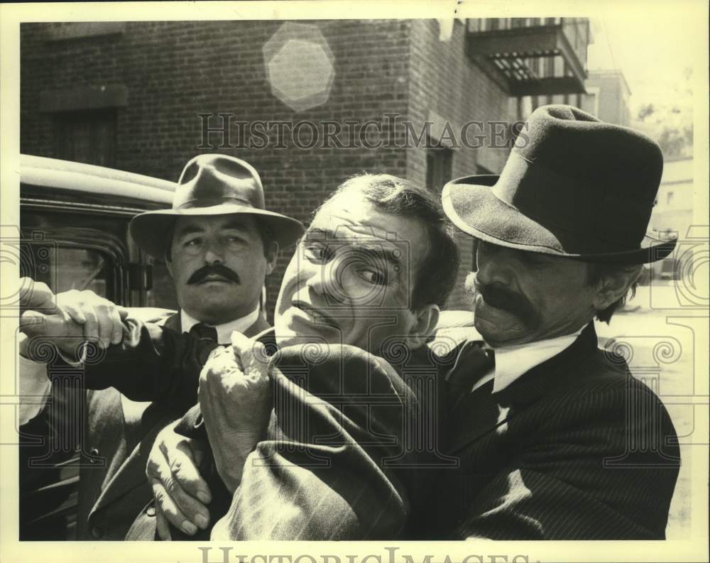 1981 Press Photo Actor Jon Polito in Television's "The Gangster Chronicles" - Historic Images
