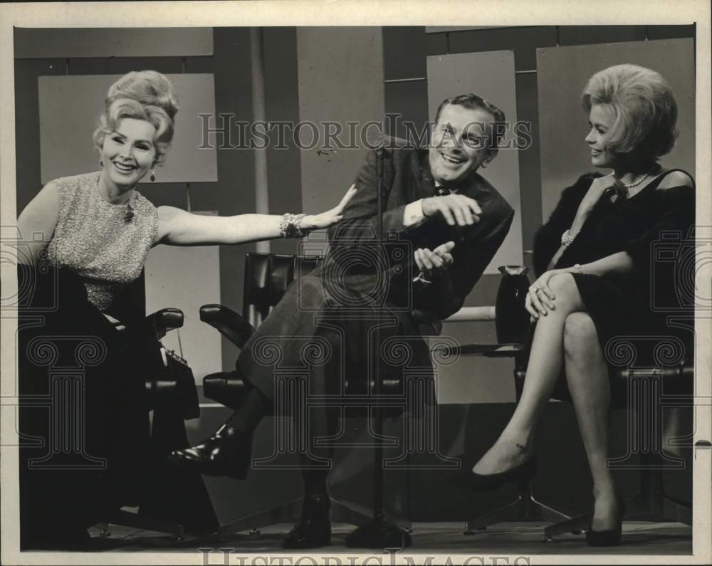 Press Photo Actor Jack Parr with Others in Fair Exchange - Historic Images