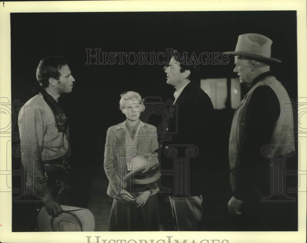 Press Photo Actor Gregory Peck with co-stars in scene of movie - Historic Images
