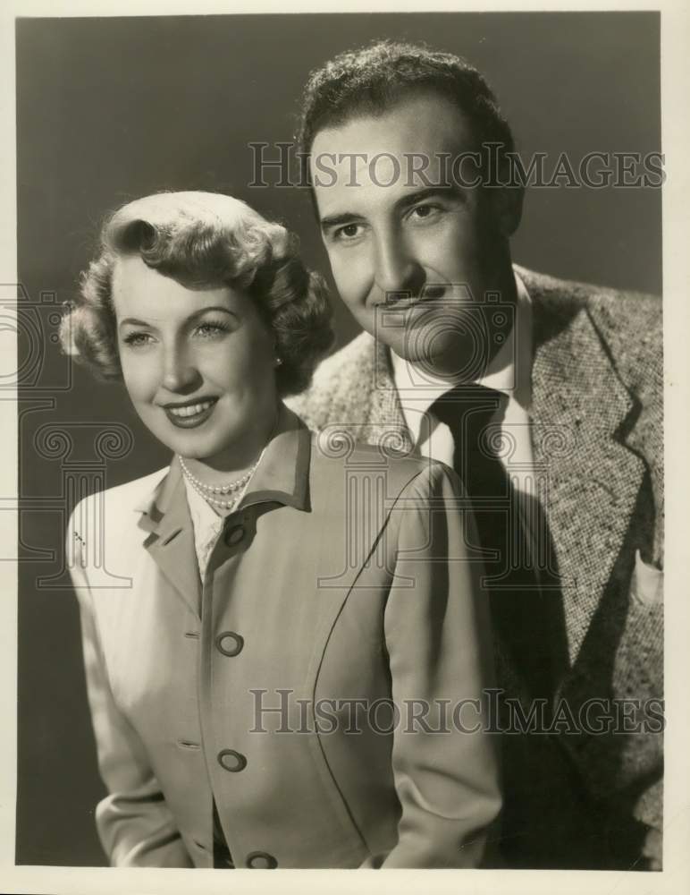 Press Photo Curt Massey and Martha Tilton in "Curt Massey Time" on CBS Radio - Historic Images