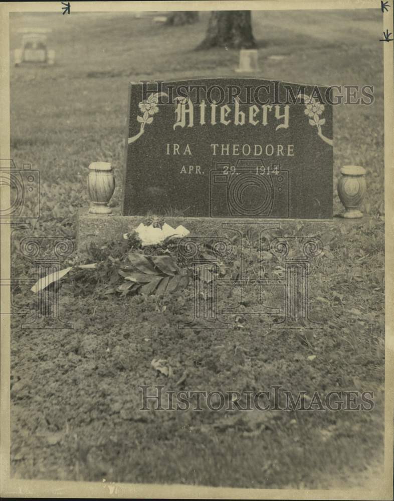 1979 Ira Attebery Grave Stone in Graveyard-Historic Images