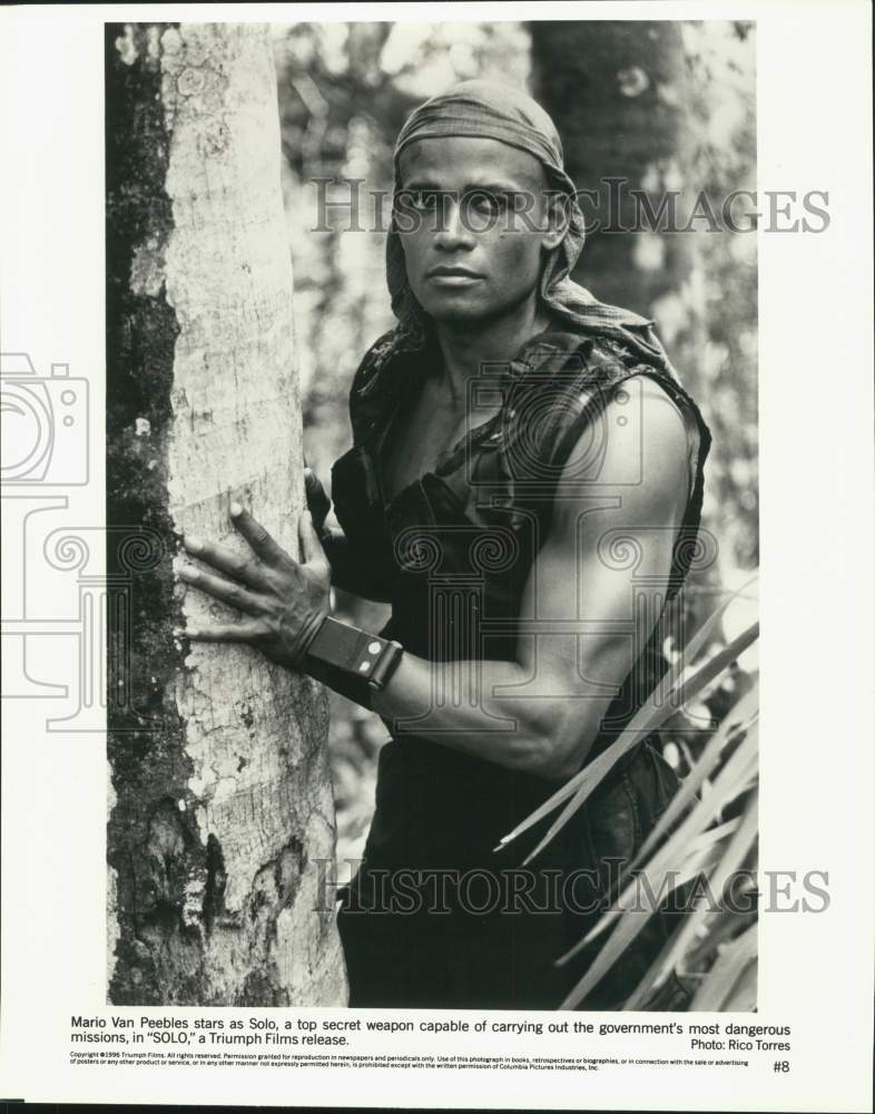 1996 Press Photo Actor Mari Van Peebles in "Solo" Movie - Historic Images