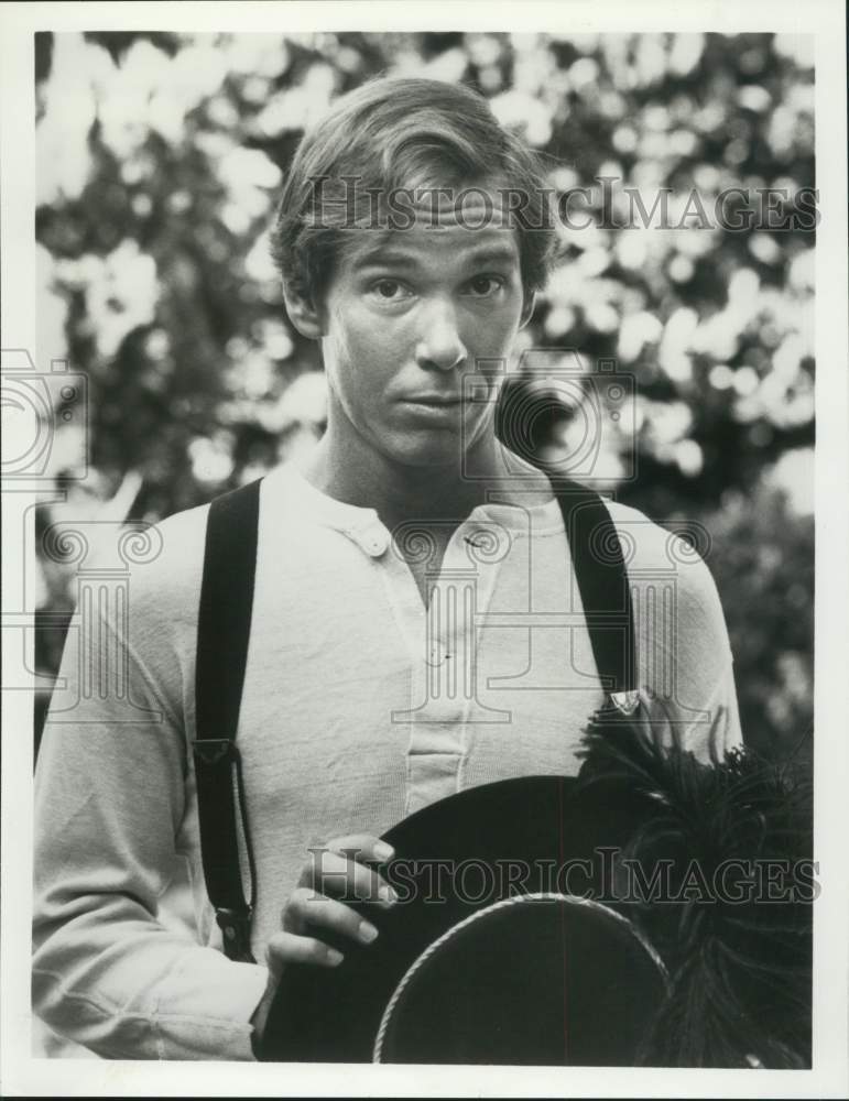 1984 Press Photo Actor Steve Nevil on "Henry Hamilton, Graduate Ghost" on ABC - Historic Images