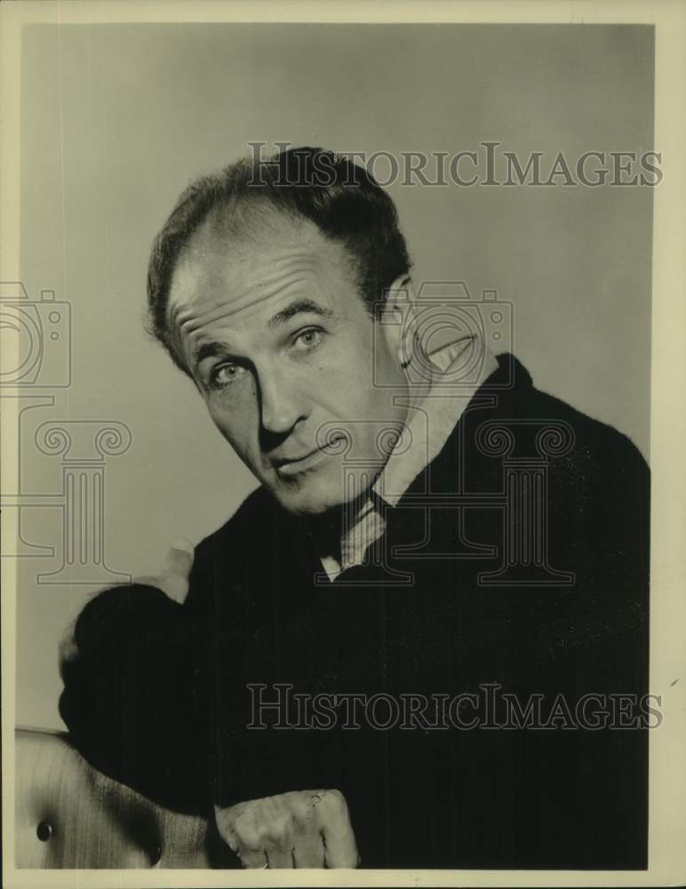 Press Photo Actor Barry Morse - Historic Images