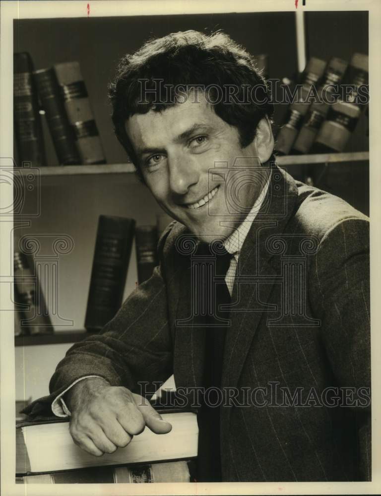 Press Photo Actor Barry Newman - Historic Images