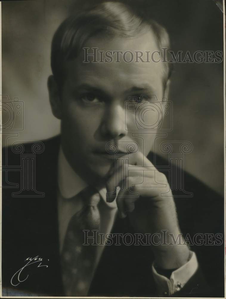 1959 Press Photo New York City Designer John Moore - Historic Images