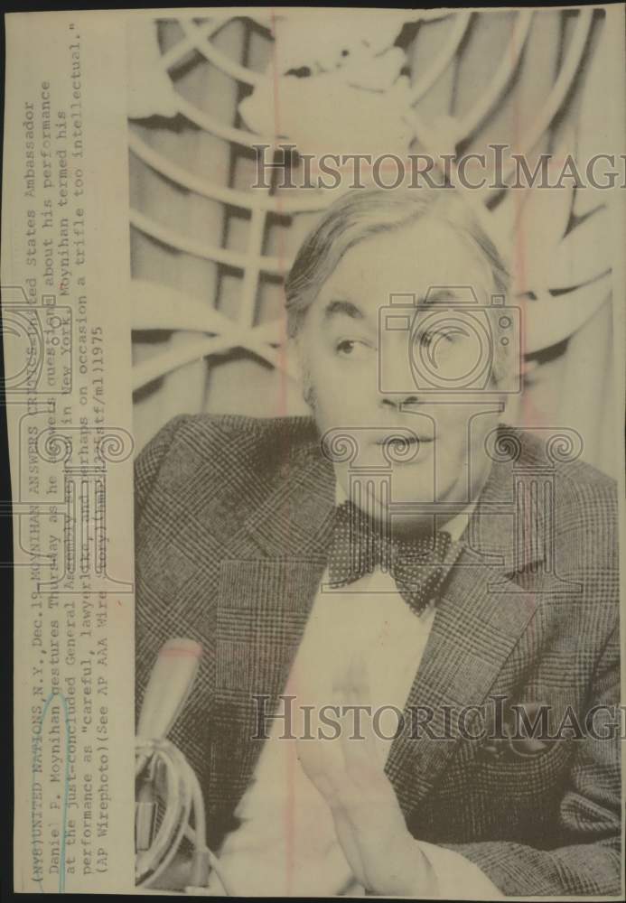 1975 Press Photo Daniel P. Moynihan, United States Ambassador in New York - Historic Images