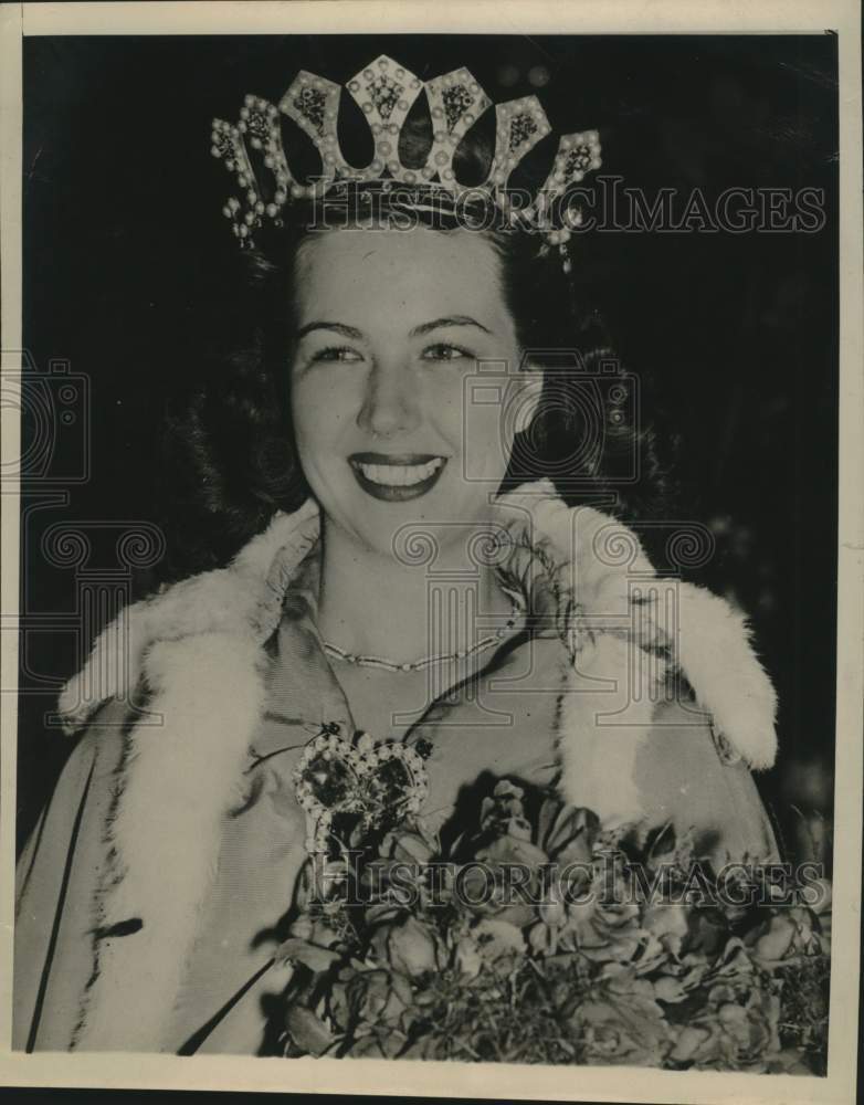 1947 Press Photo San Antonio's Mrs. Virginia Gilbert, Army Air Forces Day Queen - Historic Images