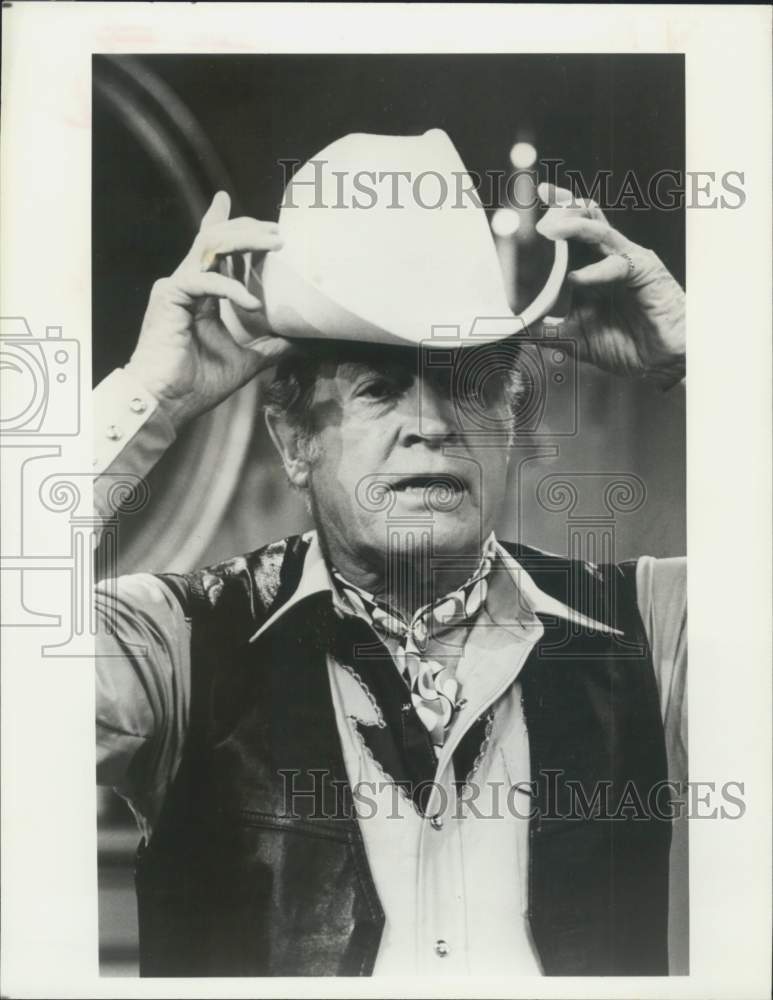 Press Photo Bob Hope Wears Cowboy Hat, Stars in NBC Sketch Comedy Special - Historic Images