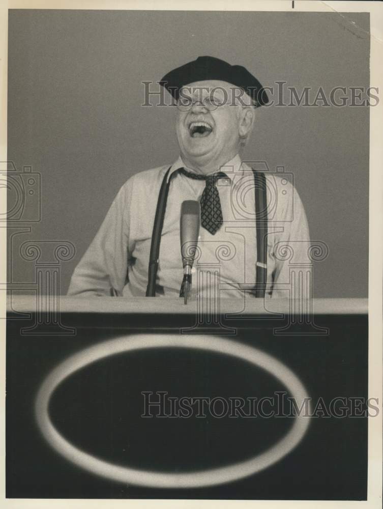 1974 Press Photo Actor Cliff Arquette as Charley Weaver, &quot;The Hollywood Squares&quot;- Historic Images
