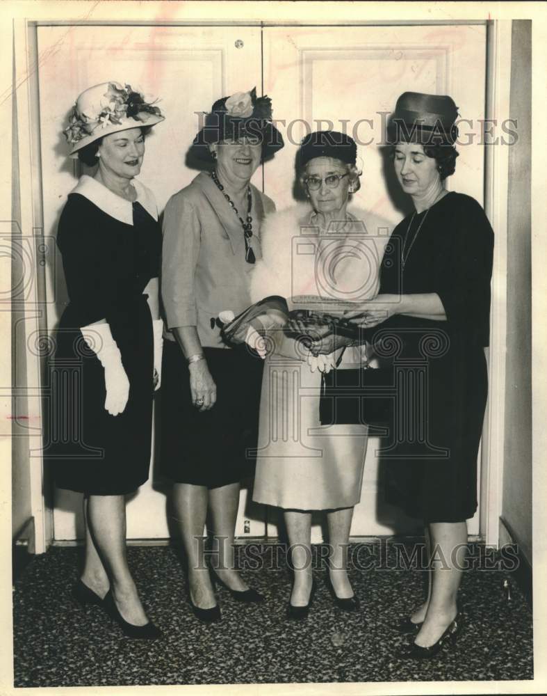 1965 Press Photo Family Members of Texas Governor John Connally - Historic Images