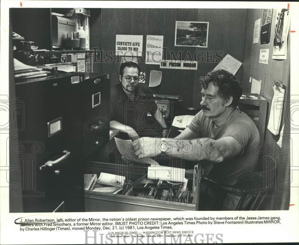 1981 Press Photo The Prison Mirror Editors J. Allen Robertson & Fred Smothers - Historic Images