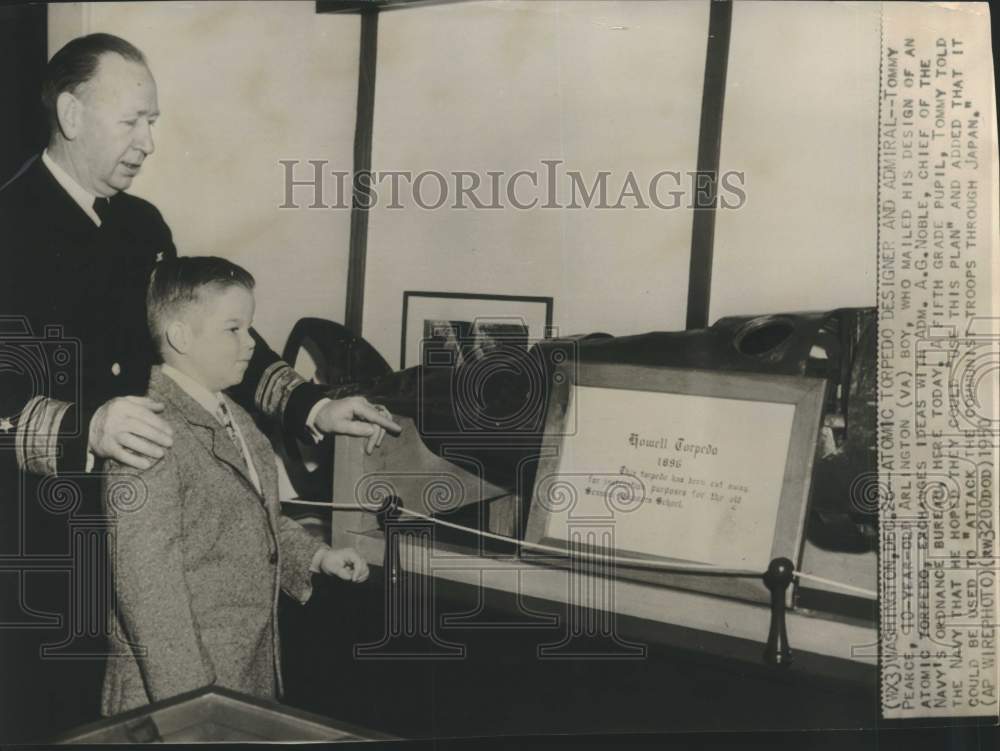 1950 Press Photo Tommy Pearce, 10, designs atomic torpedo, Washington - Historic Images