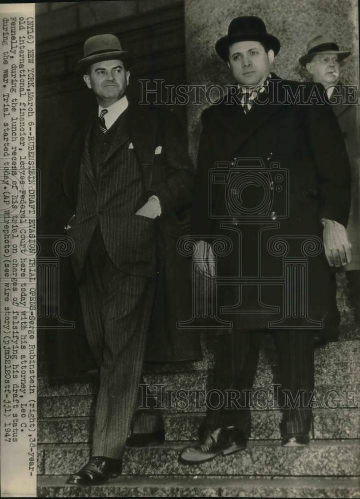 1947 Press Photo Serge Rubinstein &amp; Attorney Leo C. Fennelly at New York Court- Historic Images